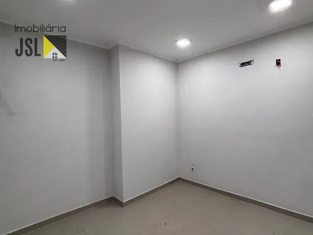 Ponto com 323m², para alugar, no bairro Vila São João em Caçapava