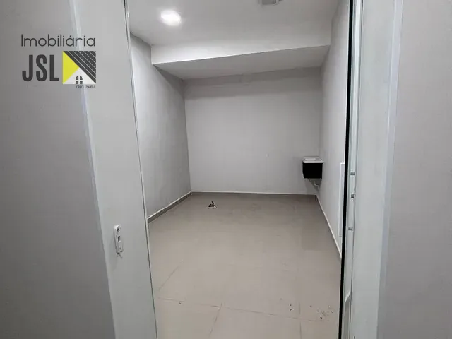 Ponto com 323m², para alugar, no bairro Vila São João em Caçapava