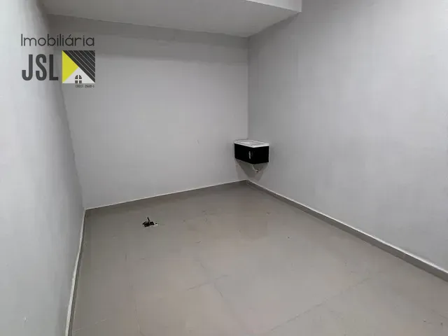 Ponto com 323m², para alugar, no bairro Vila São João em Caçapava