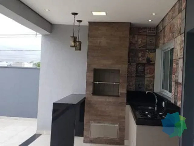 Casa com 326m² 3 quartos e 3 banheiros, à venda, no bairro Condomínio Lagos D'Icaraí em Salto