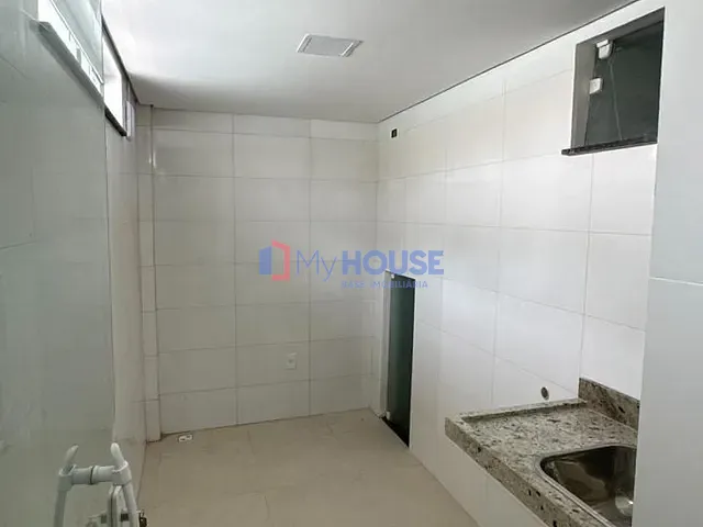 Casa 4 quartos e 3 banheiros, à venda, no bairro Nossa Senhora da Vitória em Ilhéus
