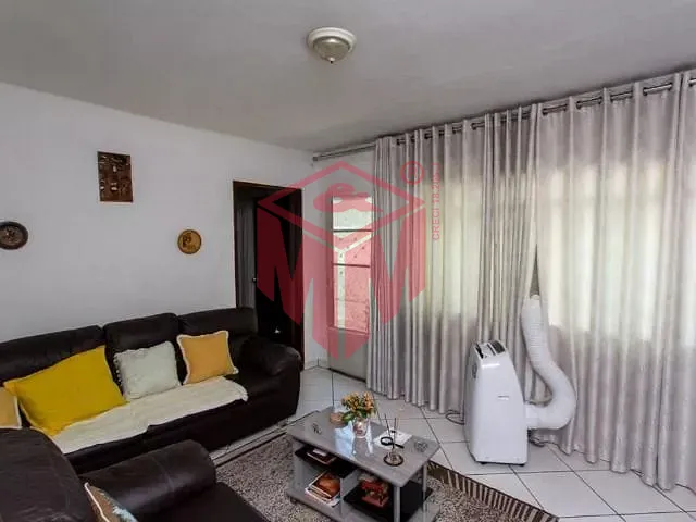 Casa 5 quartos e 4 banheiros, à venda, no bairro Vila Conceição em Diadema