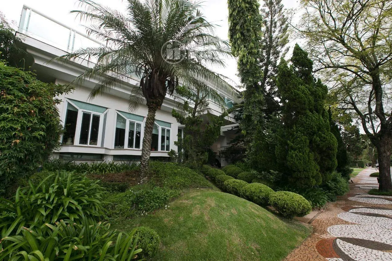 Casa, 4 quartos, 900 m² - Foto 1
