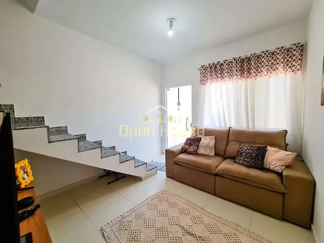 Casa 2 quartos e 2 banheiros, à venda, no bairro Roma em Volta Redonda