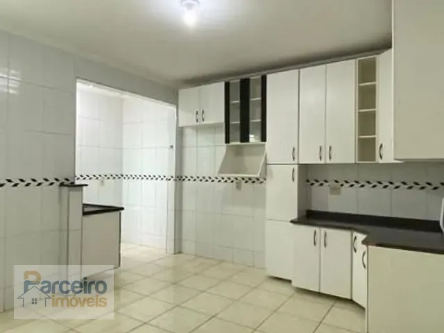 Casa com 300m² 2 quartos e 1 banheiro, para alugar, no bairro Chácara Califórnia em São Paulo