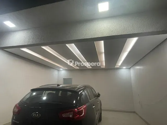Casa com 300m² 3 quartos e 2 banheiros, à venda, no bairro Residencial Flor do Cerrado em Anápolis
