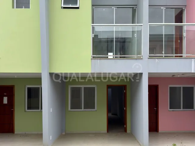Casa 2 quartos e 3 banheiros, para alugar, no bairro Taquaraçu em Pescaria Brava