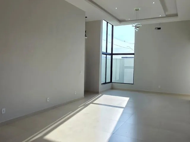 Casa 3 quartos e 1 banheiro, à venda, no bairro Viverde III em Rio das Ostras