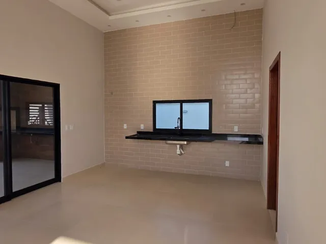Casa 3 quartos e 1 banheiro, à venda, no bairro Viverde III em Rio das Ostras