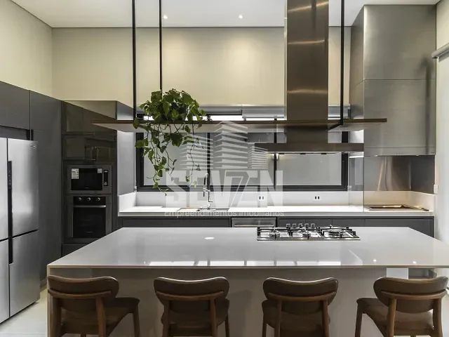 Casa com 420m² 3 quartos e 4 banheiros, à venda, no bairro Vila Aviação em Bauru