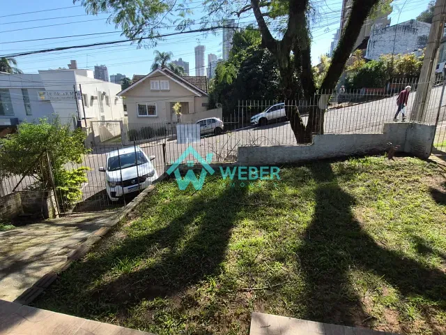 Casa com 327m² 2 quartos e 1 banheiro, para alugar, no bairro Centro em Novo Hamburgo