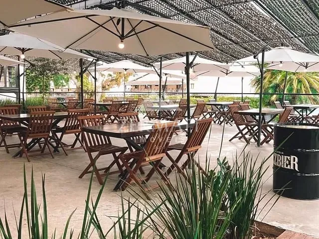 Casa com 1440m², para alugar, no bairro Centro em Blumenau