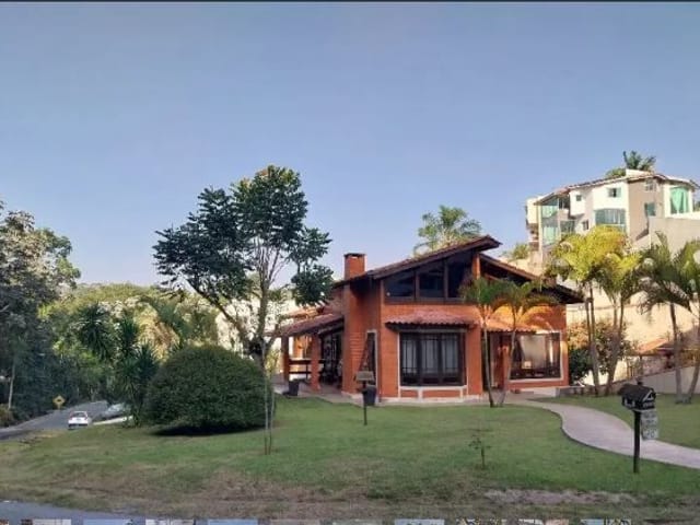 Casa 4 quartos e 4 banheiros, à venda, no bairro Parque dos Lagos em Mogi das Cruzes