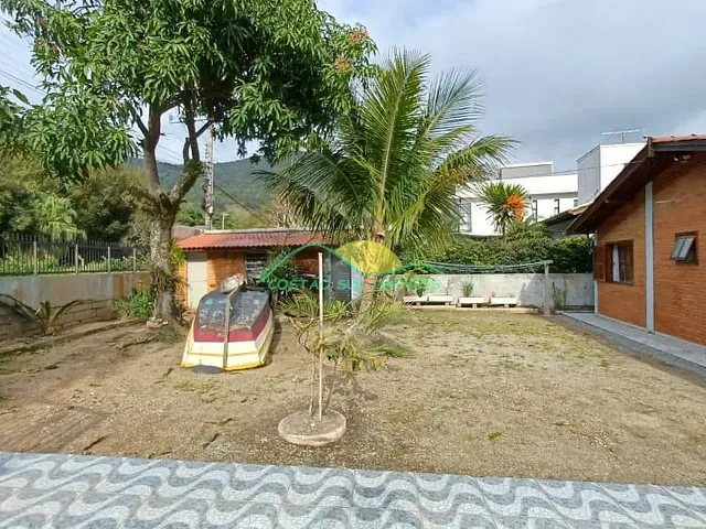 Casa 4 quartos e 2 banheiros, à venda, no bairro Ribeirão da Ilha em Florianópolis