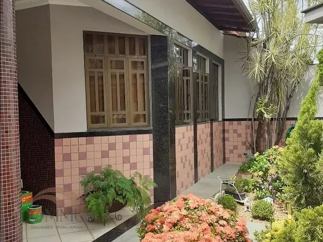 Casa com 360m² 3 quartos e 4 banheiros, à venda, no bairro Cidade Nobre em Ipatinga