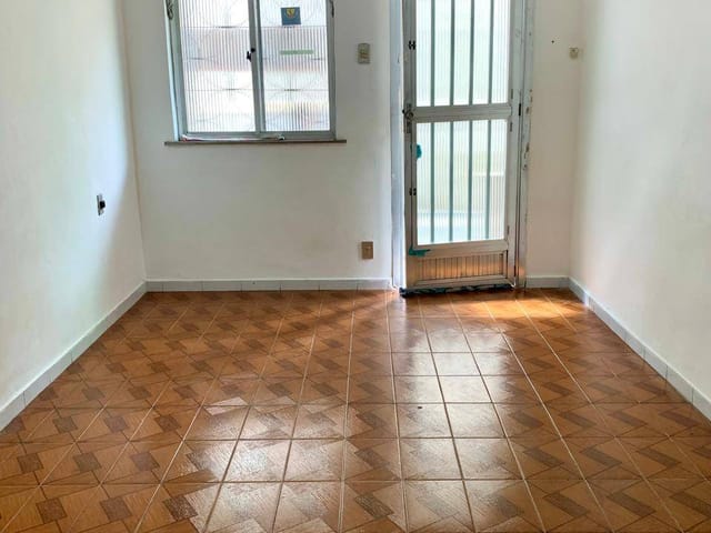 Foto do Casa - Ótimo apartamento estilo casa triplex à venda, 2 quartos, terraço e vaga de garagem. Ramos - RJ | Hilmar