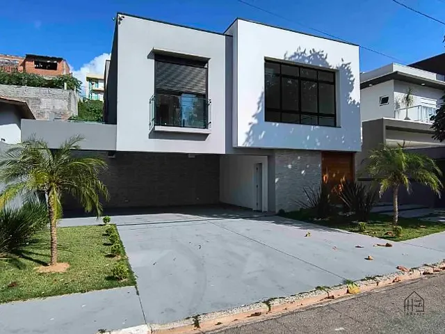 Casa com 500m² 3 quartos e 5 banheiros, à venda, no bairro Quinta dos Angicos em Cotia