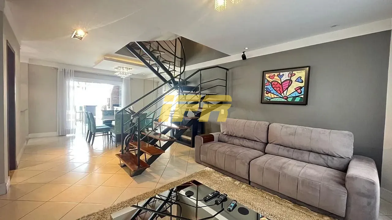Casa, 3 quartos, 180 m² - Foto 1