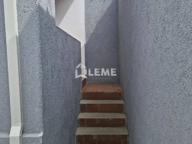 Casa com 300m² 4 quartos e 2 banheiros, à venda, no bairro Jardim Santa Cecília em Mococa