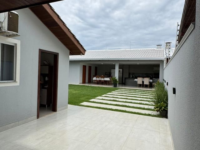 Casa com 336m² 3 quartos e 2 banheiros, à venda, no bairro Jardim Morumbi em Sinop