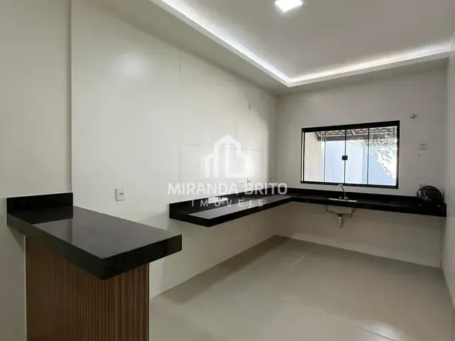 Casa 3 quartos e 2 banheiros, à venda, no bairro Pontal Sul - Acréscimo em Aparecida de Goiânia