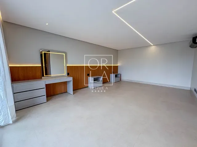 Casa com 563m² 4 quartos e 7 banheiros, à venda, no bairro Jardins Itália em Goiânia