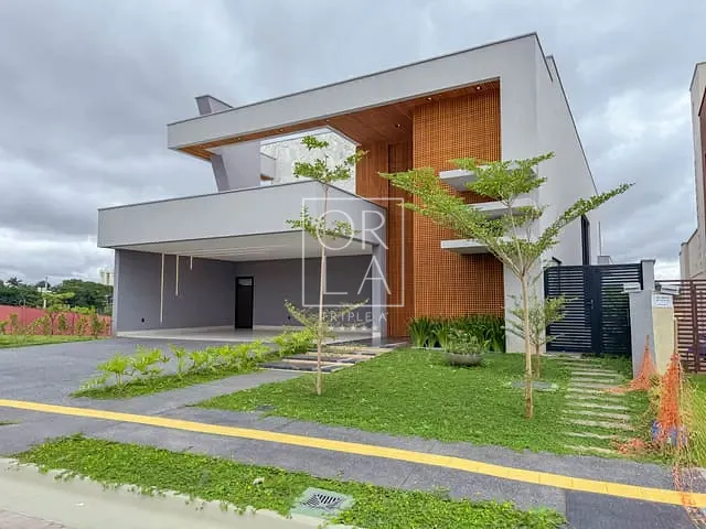 Casa com 563m² 4 quartos e 7 banheiros, à venda, no bairro Jardins Itália em Goiânia