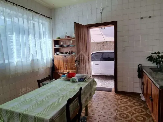 Casa à venda, no bairro Centro em Poços de Caldas