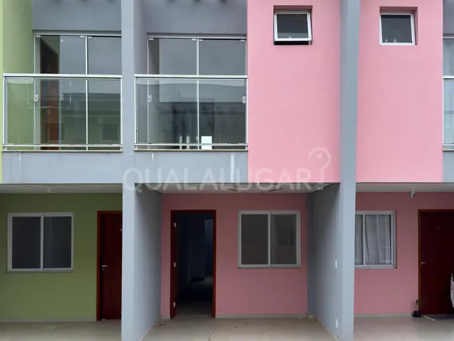 Casa 2 quartos e 3 banheiros, para alugar, no bairro Taquaraçu em Pescaria Brava