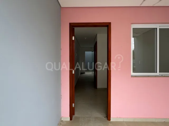 Casa 2 quartos e 3 banheiros, para alugar, no bairro Taquaraçu em Pescaria Brava