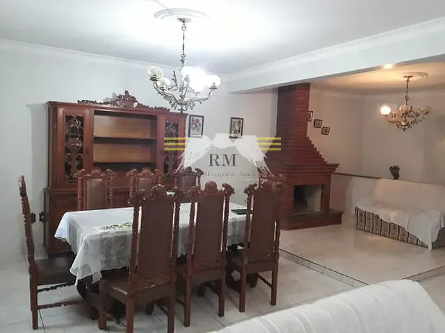 Casa com 300m² 4 quartos e 5 banheiros, à venda, no bairro Jardim Nossa Senhora do Carmo em São Paulo