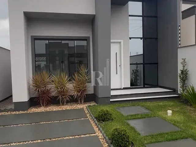 Casa com 180m² 3 quartos e 2 banheiros, à venda, no bairro Areias em Tijucas
