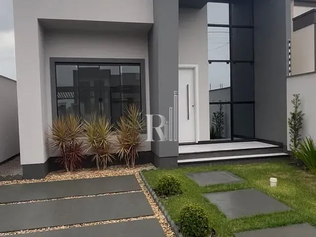 Casa com 180m² 3 quartos e 2 banheiros, à venda, no bairro Areias em Tijucas