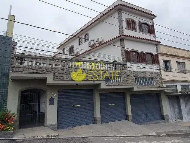 Casa com 238m² 5 quartos e 6 banheiros, à venda, no bairro Água Limpa em Volta Redonda