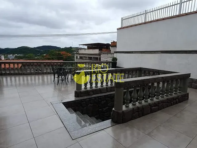 Casa com 238m² 5 quartos e 6 banheiros, à venda, no bairro Água Limpa em Volta Redonda