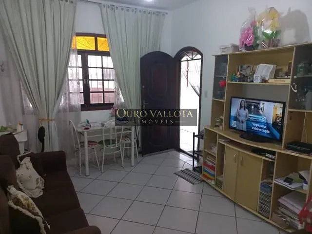 Casa com 96m² 2 quartos e 2 banheiros, à venda, no bairro Vila Assunção em Praia Grande
