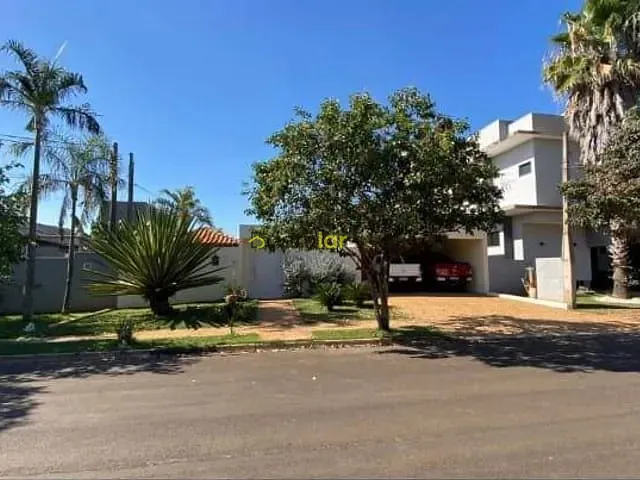Casa 4 quartos e 3 banheiros, para alugar, no bairro Residencial Lago Sul em Bauru