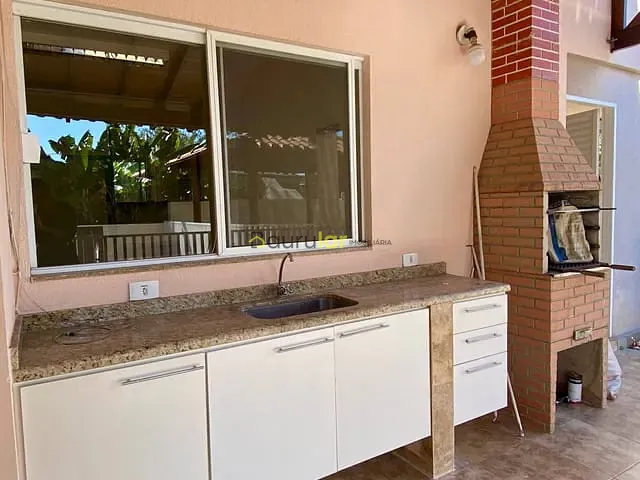 Casa 4 quartos e 3 banheiros, para alugar, no bairro Residencial Lago Sul em Bauru