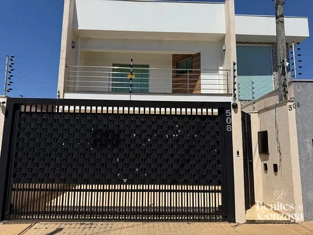 Sobrado com 150m² 4 quartos e 4 banheiros, à venda, no bairro Jardim Everest em Maringá