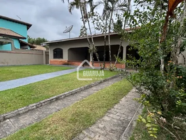 Casa com 600m² 2 quartos e 2 banheiros, à venda ou para alugar, no bairro Boracéia em São Sebastião