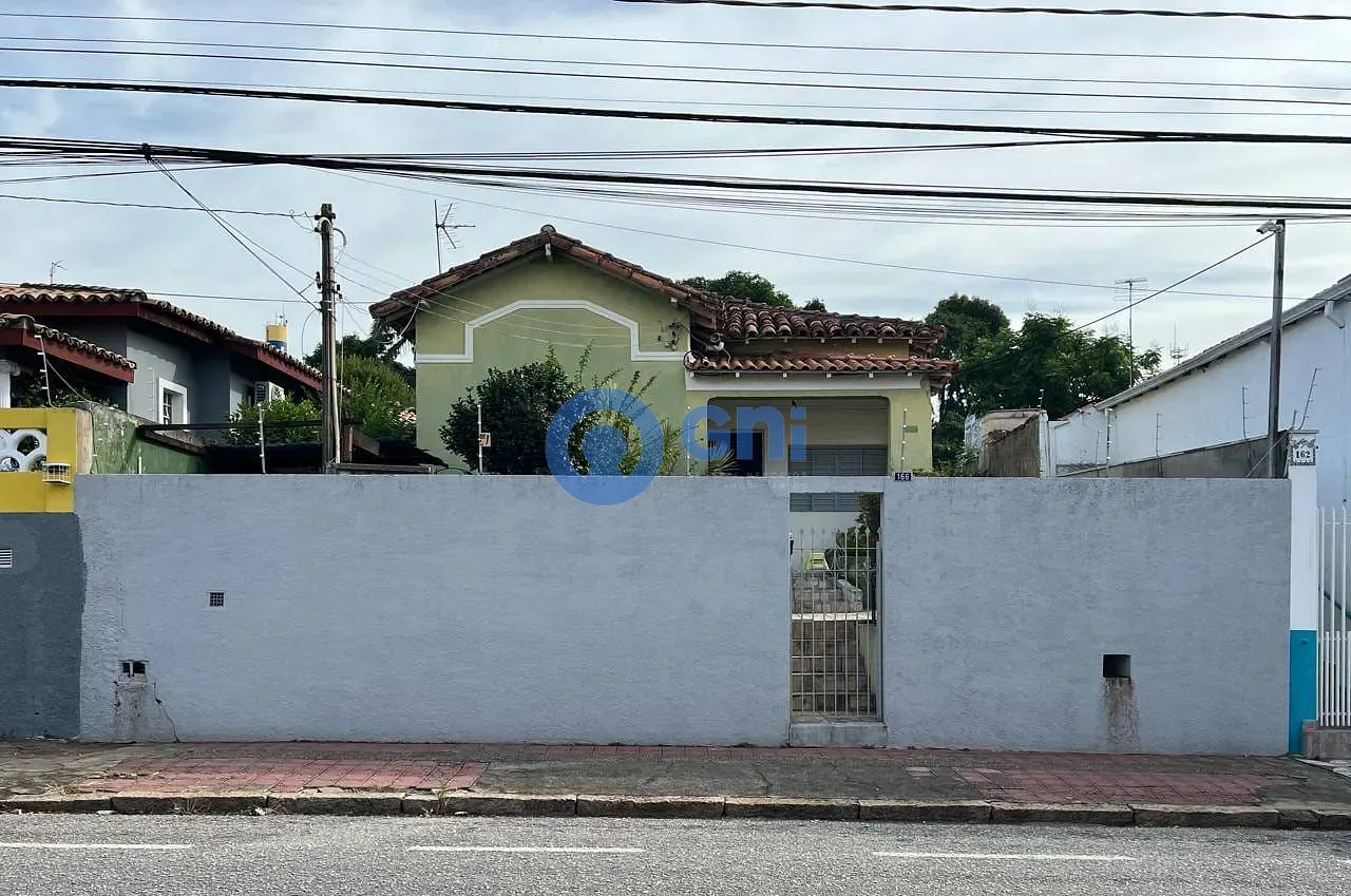 Casa, 4 quartos, 215 m² - Foto 1
