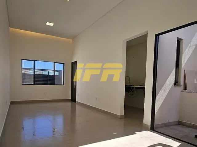 Casa com 150m² 3 quartos e 2 banheiros, à venda, no bairro Residencial Antares em Taubaté