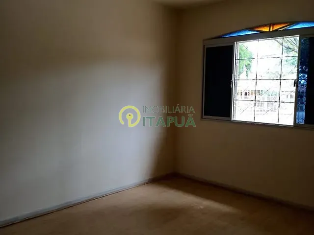 Casa com 340m² 4 quartos e 3 banheiros, à venda, no bairro San Remo em Londrina