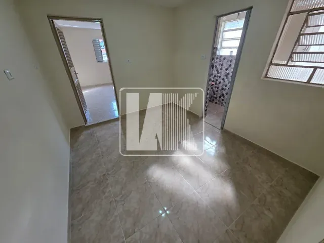 Casa 1 quarto e 1 banheiro, para alugar, no bairro Vila Palmares em Santo André