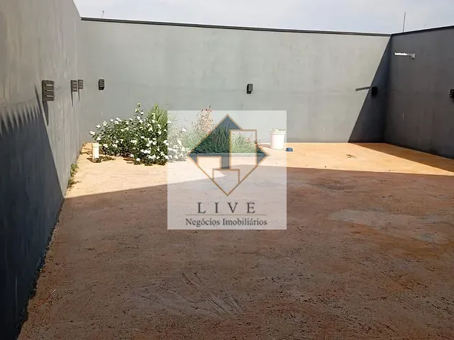 Casa com 175m² 2 quartos e 2 banheiros, à venda, no bairro Jardim Flamboyant em Nova Odessa