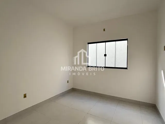 Casa 3 quartos e 2 banheiros, à venda, no bairro Parque Ibirapuera em Aparecida de Goiânia