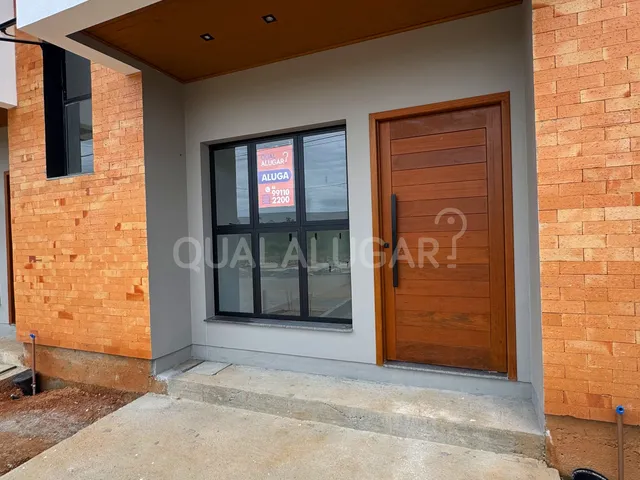 Casa 2 quartos e 2 banheiros, para alugar, no bairro Vila Flor em Capivari de Baixo