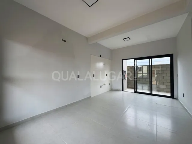 Casa 2 quartos e 2 banheiros, para alugar, no bairro Vila Flor em Capivari de Baixo