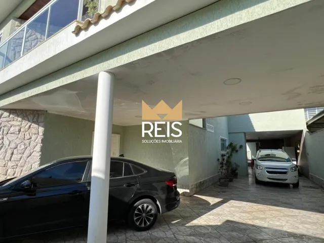 Casa com 406m² 5 quartos e 3 banheiros, à venda, no bairro Campo Grande em Rio de Janeiro