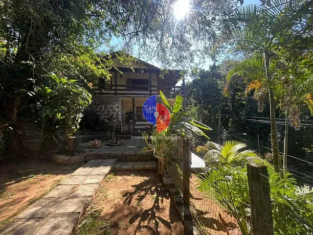 Casa com 1200m² 4 quartos e 2 banheiros, à venda, no bairro Barreira em Guapimirim